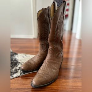 Tony Lama cowboy boots - size 9D men(fits more like 8) tobacco brown/tan vintage